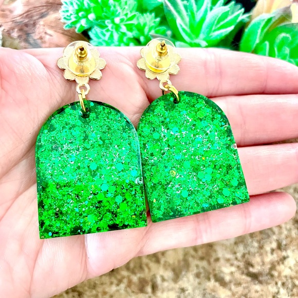 Toy Story Alien Acrylic Earrings - Picture 5 of 5